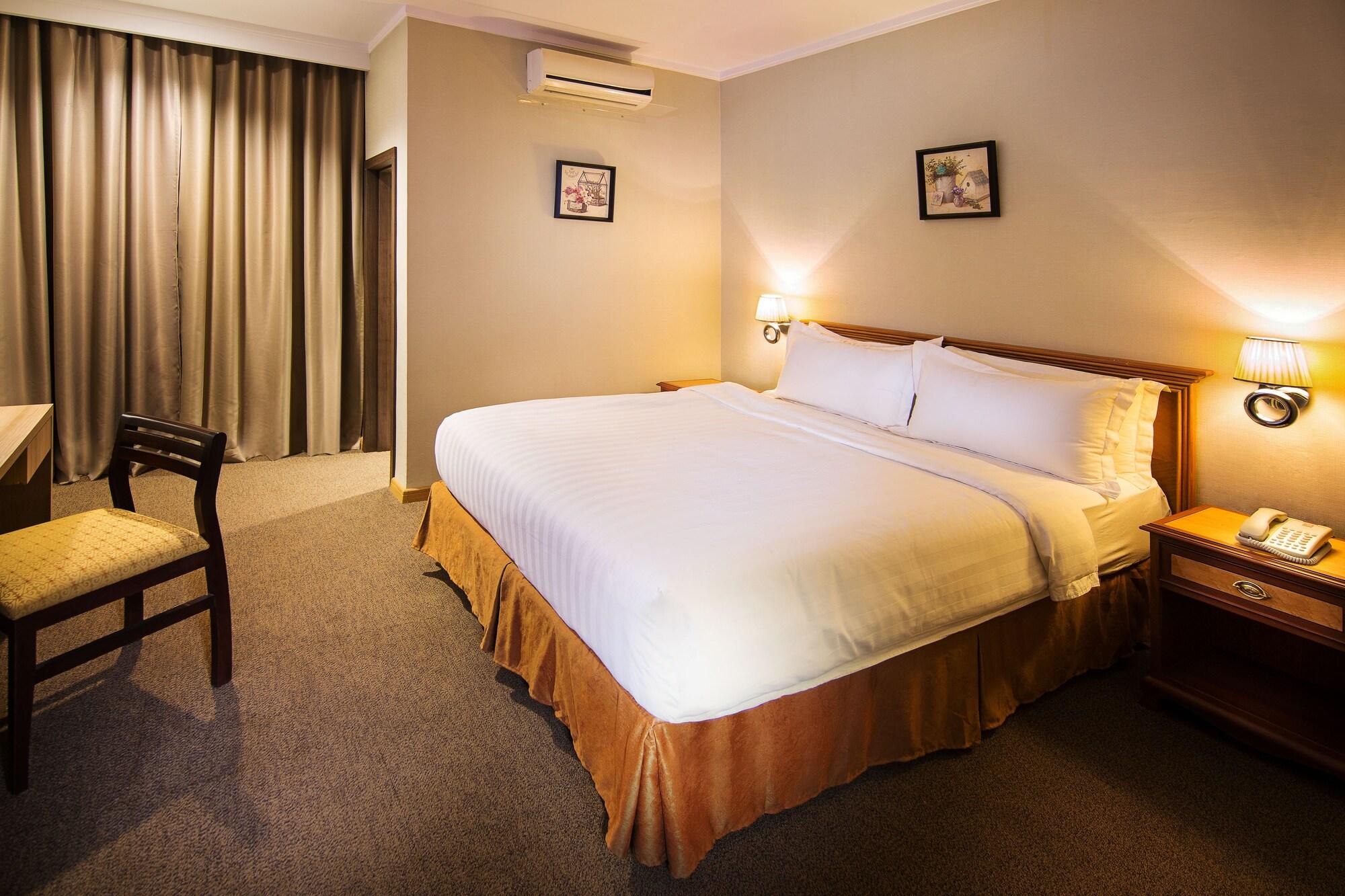 Menumbing Heritage Hotel Pangkal Pinang Luaran gambar
