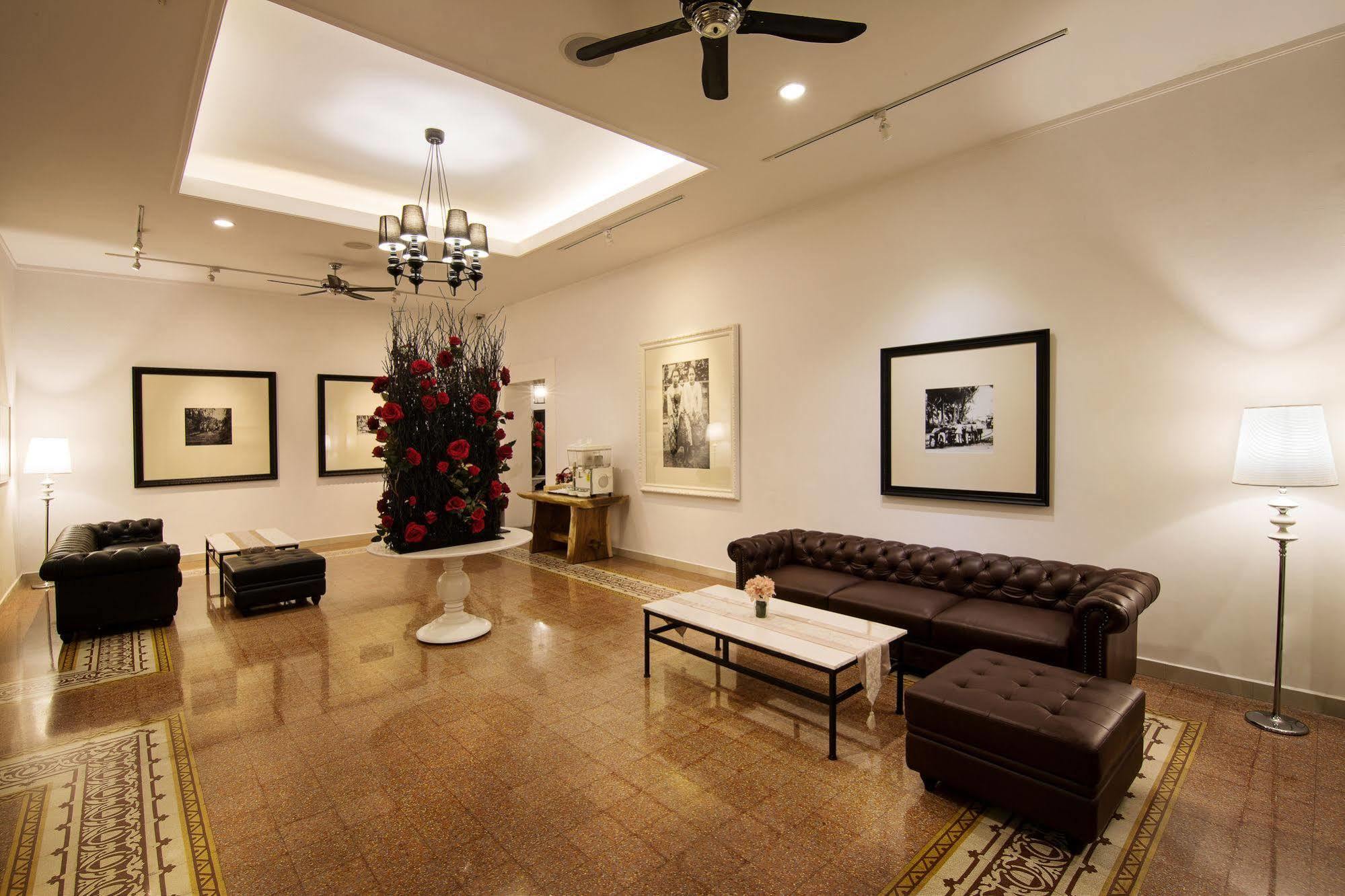 Menumbing Heritage Hotel Pangkal Pinang Luaran gambar