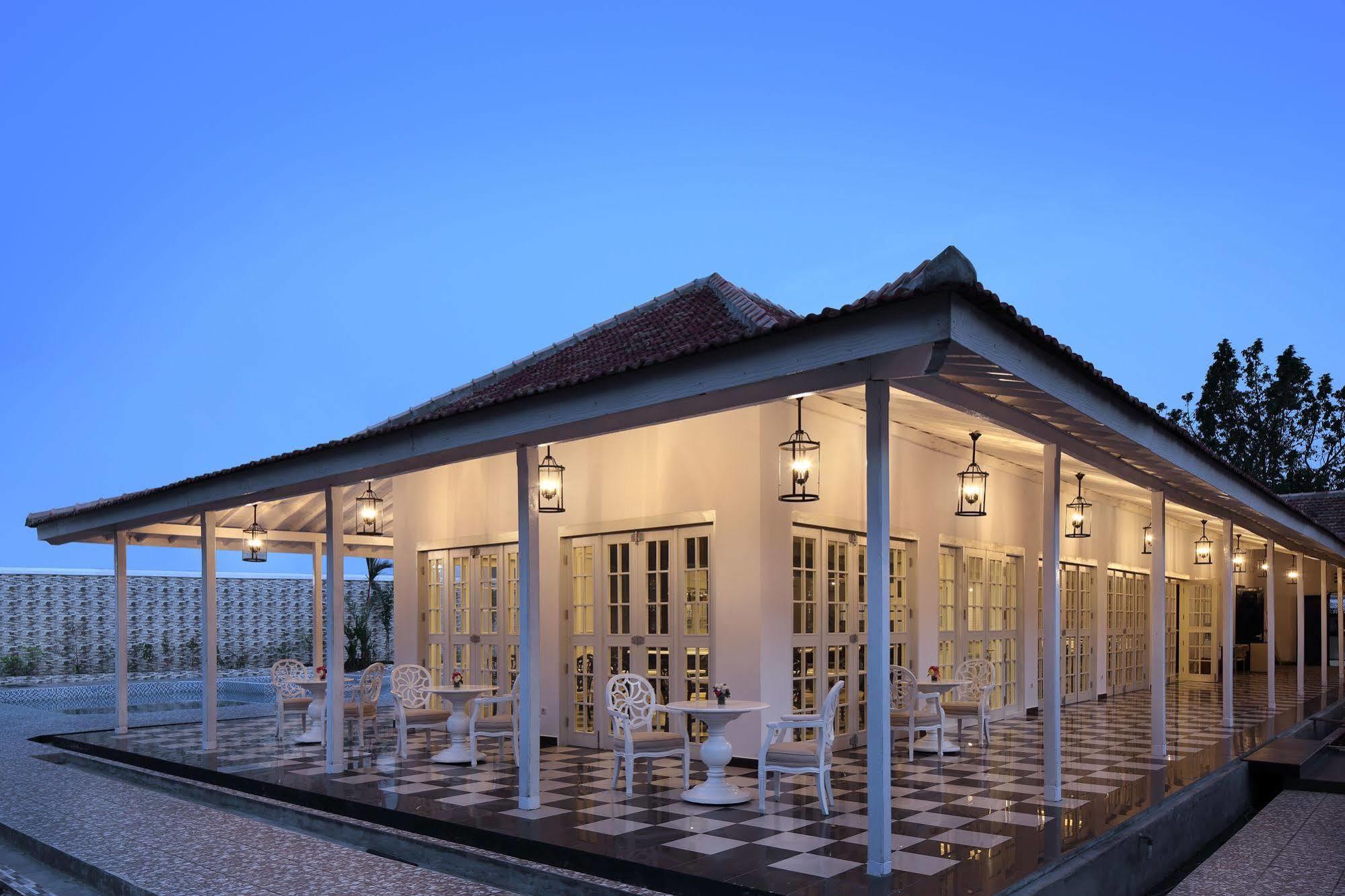 Menumbing Heritage Hotel Pangkal Pinang Luaran gambar