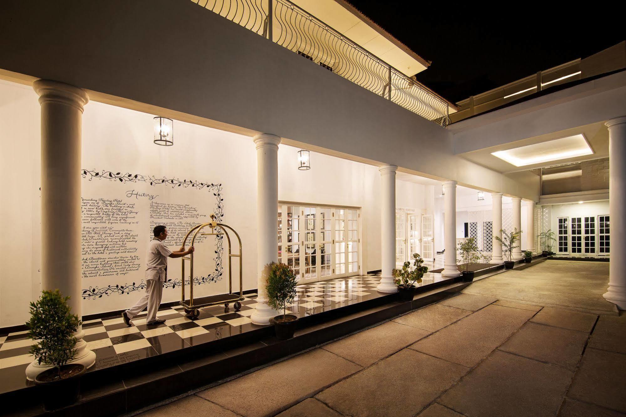 Menumbing Heritage Hotel Pangkal Pinang Luaran gambar